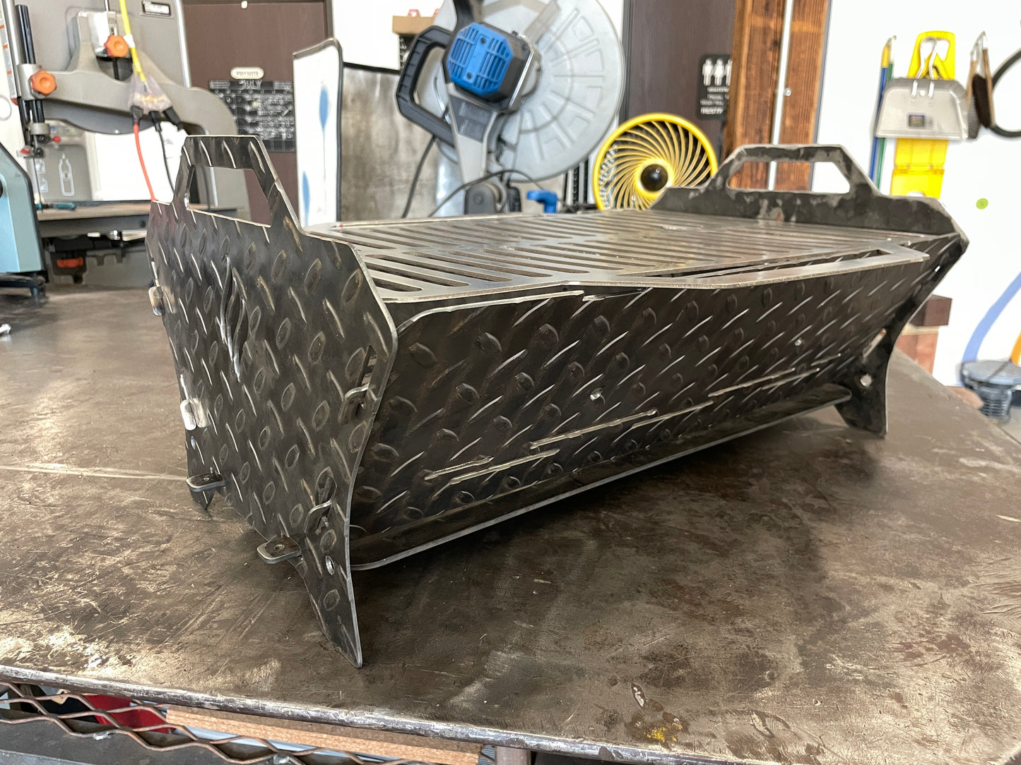 Flat-Pack Fire Pit